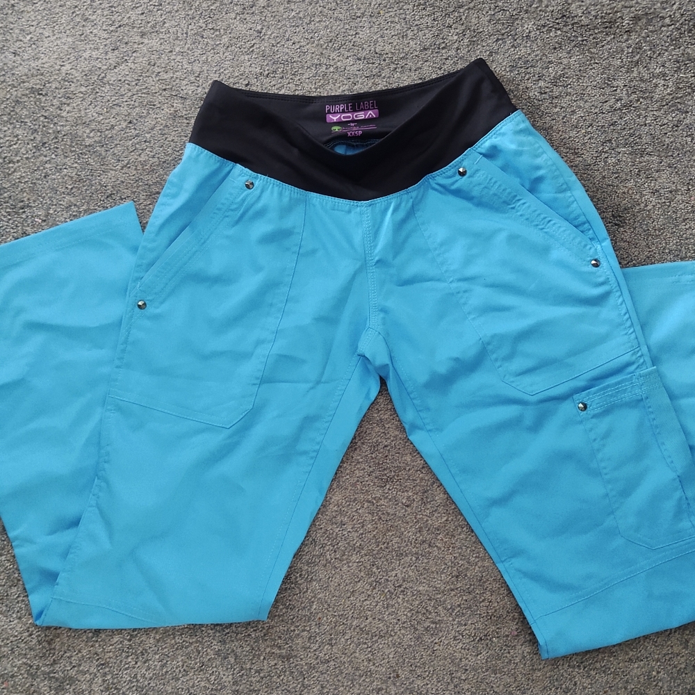 Women scrub pants